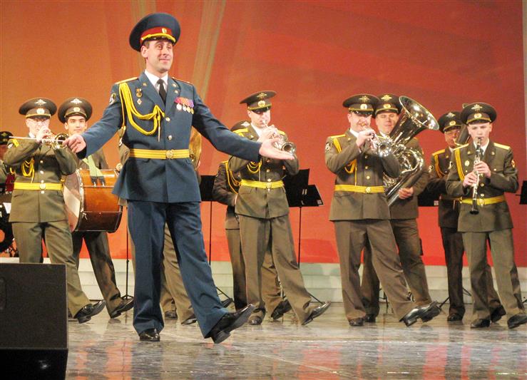 Военнослужащие военных оркестров Южного округа Росгвардии отметили свой профессиональный праздник