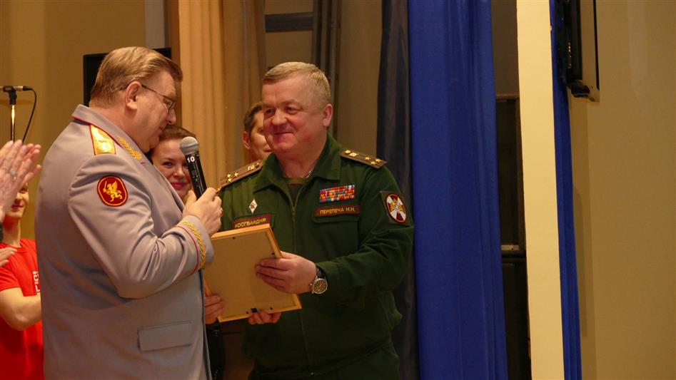 Академический ансамбль песни и пляски Росгвардии выступил перед воспитанниками Московского президентского училища им. М.А. Шолохова
