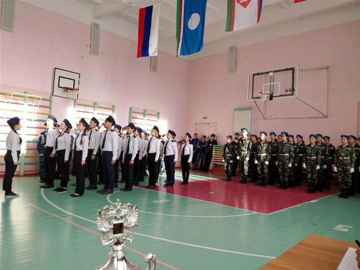 Якутские омоновцы вошли в состав жюри школьного смотра-конкурса песни и строя