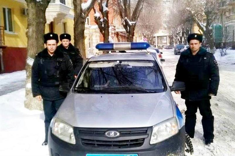 Волгоградские росгвардейцы по горячим следам задержали подозреваемых в грабеже