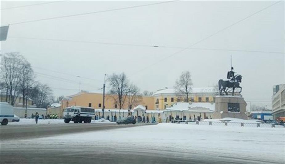 Правопорядку в ходе проведения в Северной столице молодежного крестного хода - особое внимание