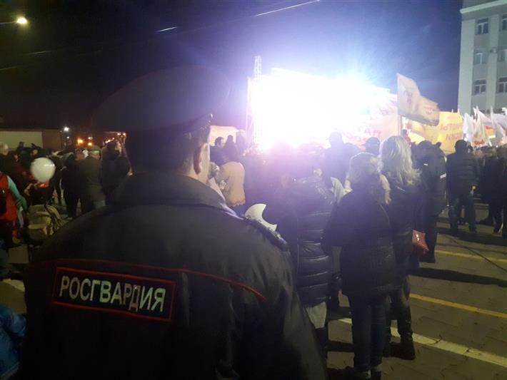 В Северной Осетии сотрудники Росгвардии обеспечили охрану общественного порядка во время проведения праздничного концерта «Крымская весна»