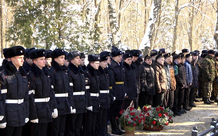 В Нижнем Новгороде почтили память офицеров СОБР, погибших при исполнении служебного долга