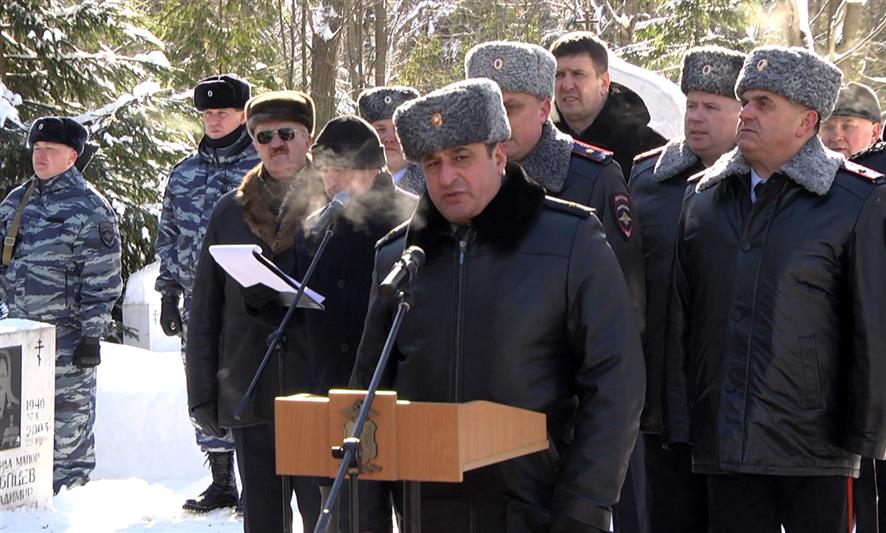 В Нижнем Новгороде почтили память офицеров СОБР, погибших при исполнении служебного долга