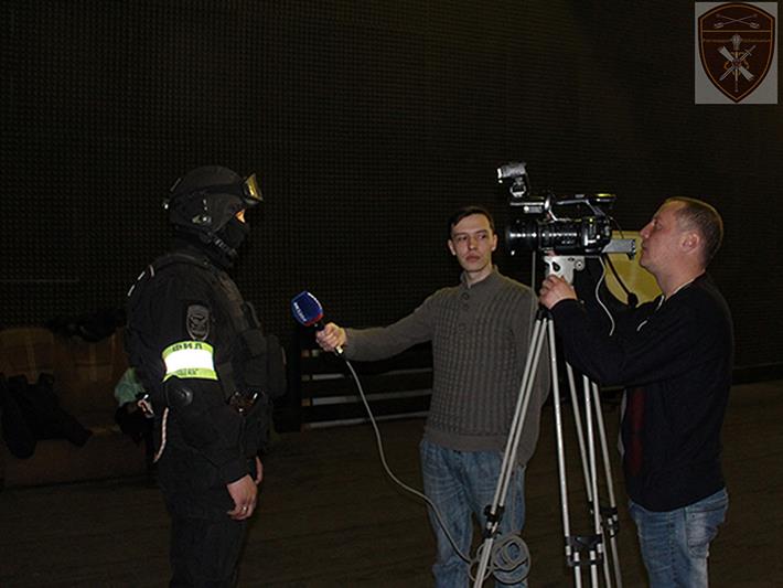 В Забайкалье сотрудники спецподразделений Росгвардии провели мастер-класс для читинских журналистов