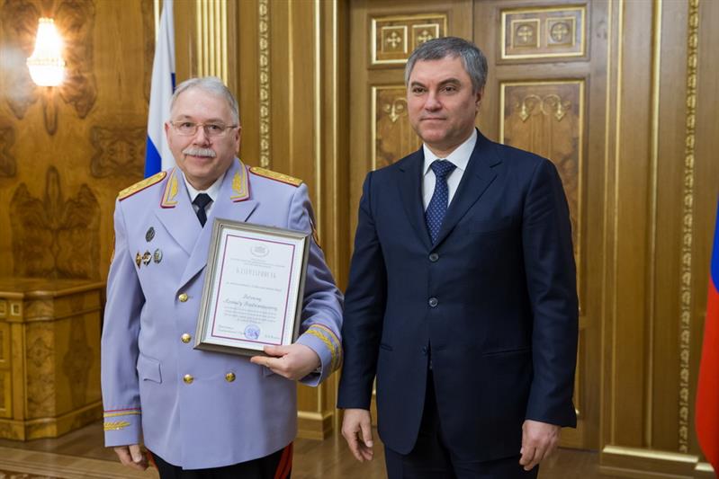 Генерал армии Виктор Золотов и Вячеслав Володин открыли в Государственной думе экспозицию, посвящённую Дню войск национальной гвардии России (фото, видео)