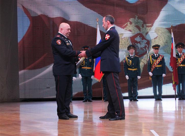 Глава Карачаево-Черкесской Республики наградил сотрудников Росгвардии, отличившихся в период несения боевой службы