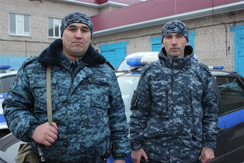 Черкесские росгвардейцы по горячим следам задержали гражданина, совершившего кражу