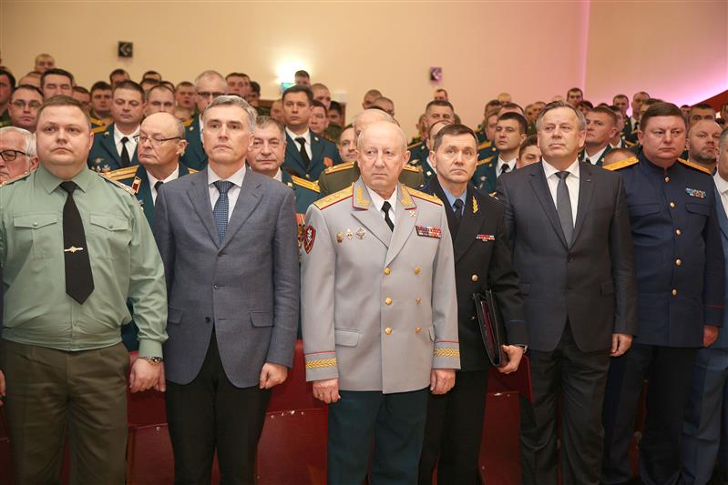 В управлении Северо-Кавказского округа Росгвардии состоялось торжественное собрание, посвященное Дню войск национальной гвардии РФ