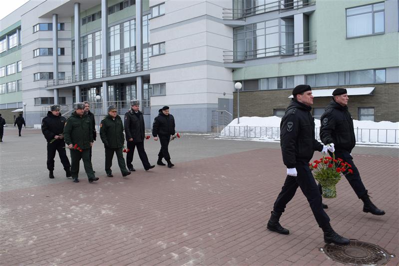 Cтатс-секретарь – заместитель директора Росгвардии генерал-полковник Сергей Захаркин совершил рабочую поездку в Нижний Новгород