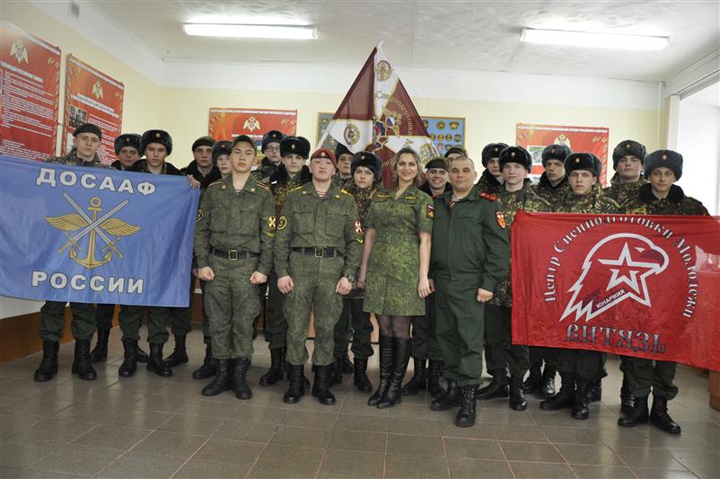 Новосибирский военный институт Росгвардии посетили ученики школ города Кемерово