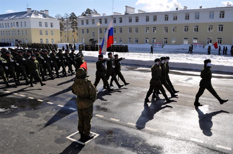 Военнослужащие Уральского округа Росгвардии приняли участие в первой тренировке парада