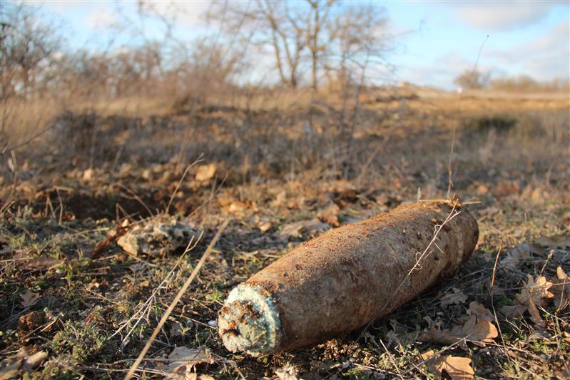 В Севастополе взрывотехники ОМОН «Беркут» обследовали целый арсенал боеприпасов времен Великой Отечественной Войны