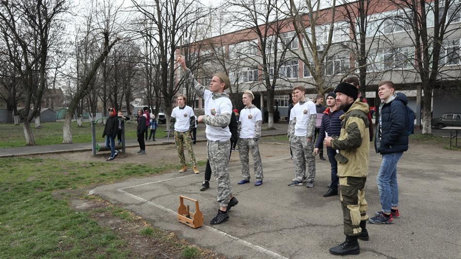 Сотрудники Росгвардии провели для школьников мемориальный спортивный турнир памяти Николая Шевелева