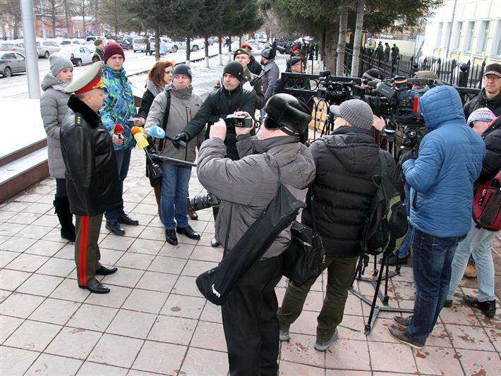 В Центральном парке Новосибирска состоялись мероприятия, приуроченные ко Дню войск национальной гвардии России