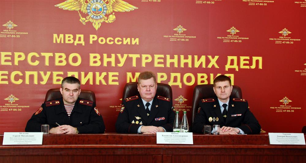 В Саранске представители Росгвардии и МВД рассказали журналистам о совместном рейде