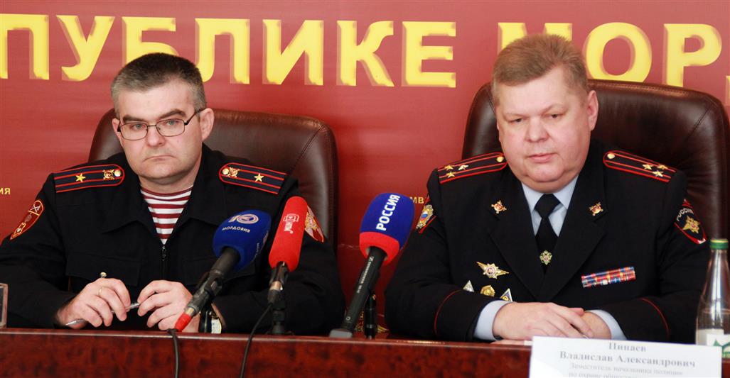 В Саранске представители Росгвардии и МВД рассказали журналистам о совместном рейде