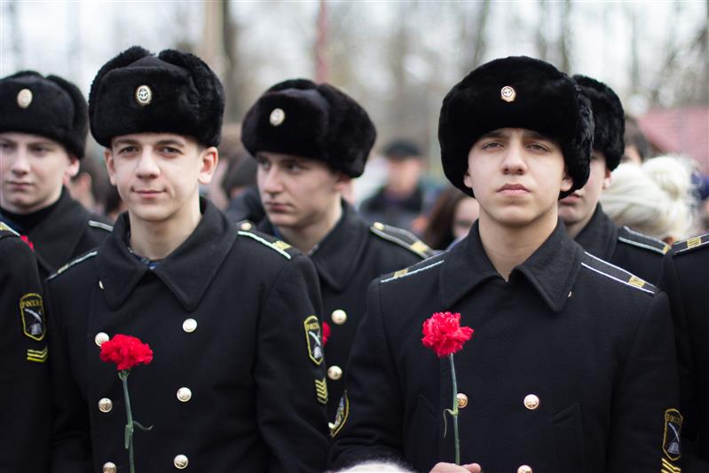В Республике Дагестан сотрудники Росгвардии обеспечили правопорядок во время торжественных мероприятий, посвященных памяти Героя Советского Союза Магомеда Гаджиева
