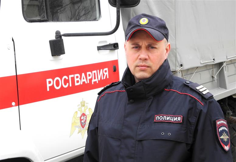 В Крыму военнослужащий Южного округа Росгвардии обнаружил бесхозный пакет с боеприпасами 