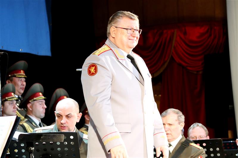 Академический ансамбль песни и пляски Федеральной службы войск национальной гвардии Российской Федерации покорил широтой репертуарного диапазона краснодарских зрителей