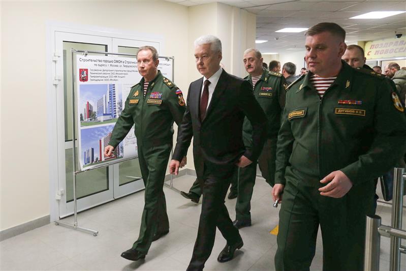 ДИРЕКТОР РОСГВАРДИИ ГЕНЕРАЛ АРМИИ ВИКТОР ЗОЛОТОВ  И МЭР МОСКВЫ СЕРГЕЙ СОБЯНИН ОТКРЫЛИ  КОМПЛЕКС СОЦИАЛЬНЫХ ОБЪЕКТОВ