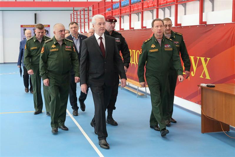 ДИРЕКТОР РОСГВАРДИИ ГЕНЕРАЛ АРМИИ ВИКТОР ЗОЛОТОВ И МЭР МОСКВЫ СЕРГЕЙ СОБЯНИН ОТКРЫЛИ КОМПЛЕКС СОЦИАЛЬНЫХ ОБЪЕКТОВ