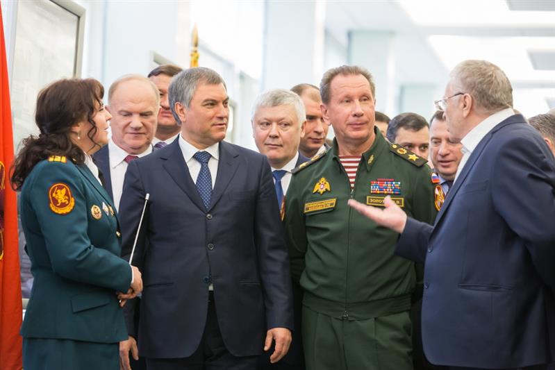 Генерал армии Виктор Золотов и Вячеслав Володин открыли в Государственной думе экспозицию, посвящённую Дню войск национальной гвардии России (фото, видео)