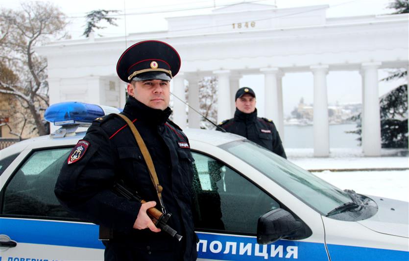 Росгвардейцы в Севастополе задержали серийных грабителей, около года числившихся в федеральном розыске