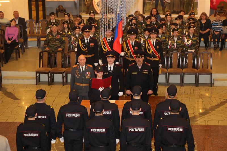 В Тульском государственном музее оружия сотрудники вневедомственной охраны Росгвардии приняли присягу
