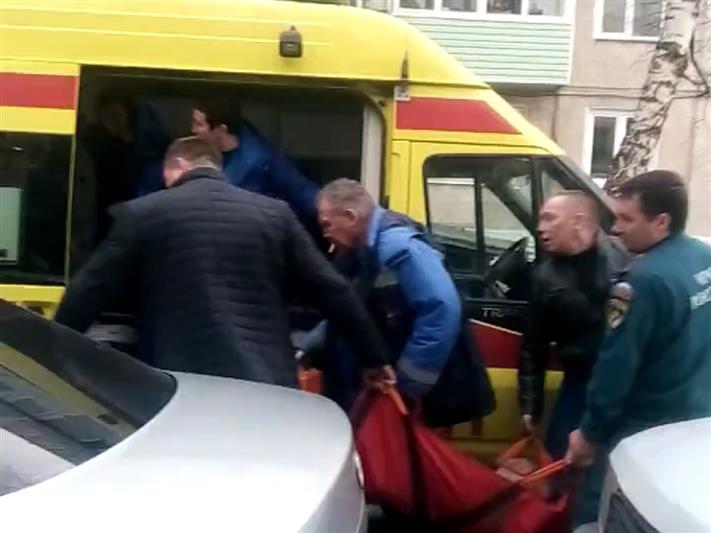 Сотрудник Росгвардии оказал помощь в спасении людей при пожаре в многоквартирном доме в Красноярском крае
