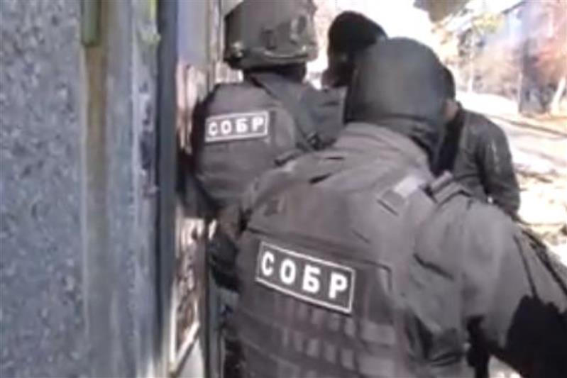 При силовой поддержке екатеринбургского СОБР задержаны подозреваемые в серии разбойных нападений 