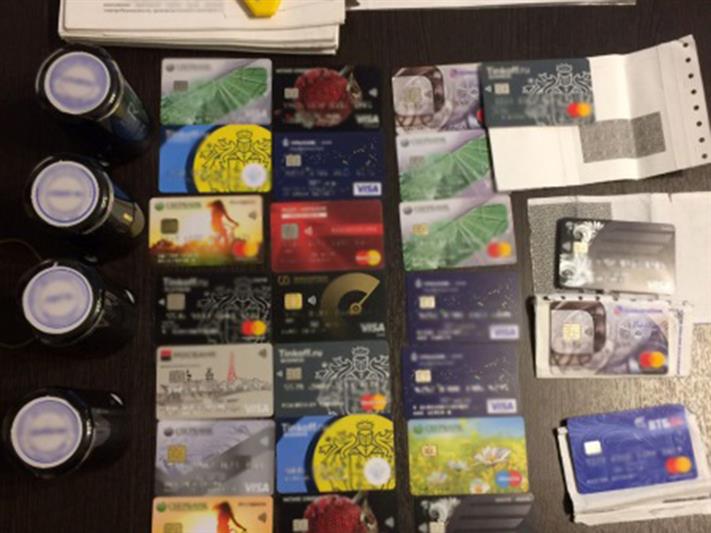 При силовой поддержке томского ОМОН задержаны подозреваемые в осуществлении незаконных финансовых операций (видео)
