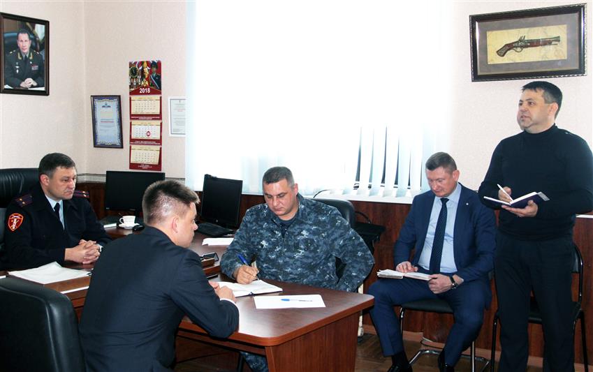 В астраханском Центре лицензионно-разрешительной работы Росгвардии состоялось совещание с руководителями частных охранных организаций