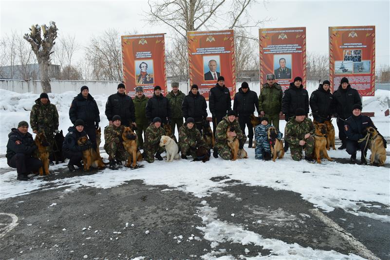 Состоялся первый выпуск специалистов-кинологов ОМОН, прошедших подготовку в учебных центрах Росгвардии