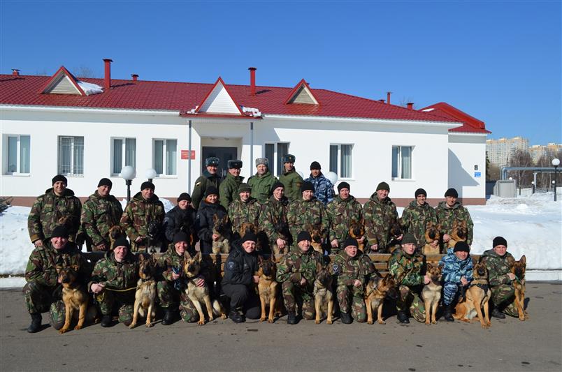 Состоялся первый выпуск специалистов-кинологов ОМОН, прошедших подготовку в учебных центрах Росгвардии