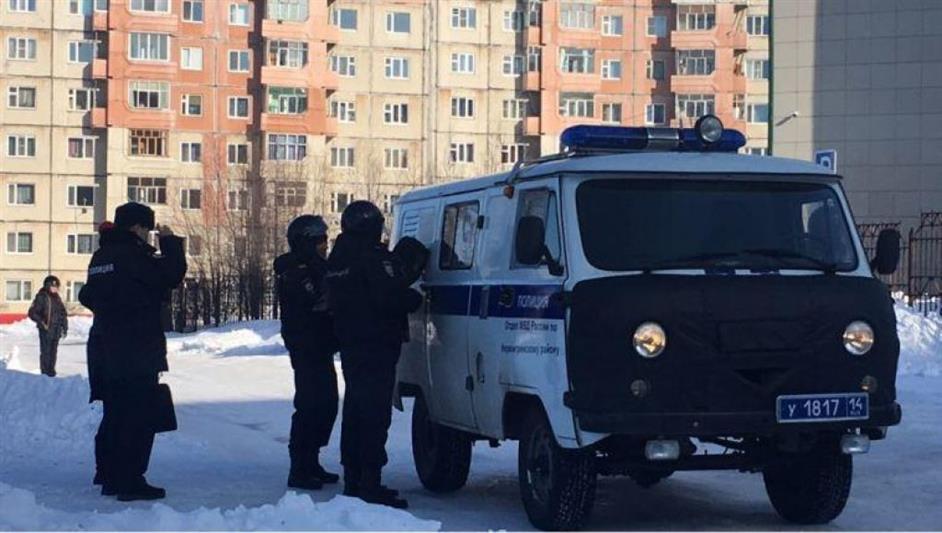 Сотрудники нерюнгринского отдела вневедомственной охраны отработали действия по обезвреживанию преступников в здании суда