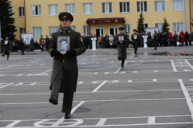 В софринской бригаде оперативного назначения Центрального округа Росгвардии прошел день памяти военнослужащих, погибших при исполнении воинского долга