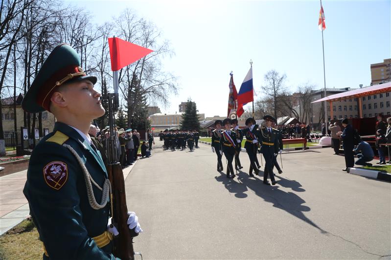 В Москве открыта мемориальная доска, посвященная столетию полка охраны и обеспечения управления Центрального округа Росгвардии