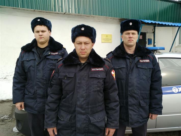 В Свердловской области задержан подозреваемый в нанесении тяжкого вреда здоровью, пресечены два случая распространения наркотиков, а также переданы полиции грабитель и гражданин, повторно севший за руль пьяным