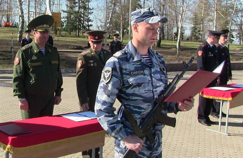 В Саратове состоялись торжественные мероприятия, посвященные 25-летию со Дня образования СОБР и приведению к Присяге сотрудников подразделений Росгвардии
