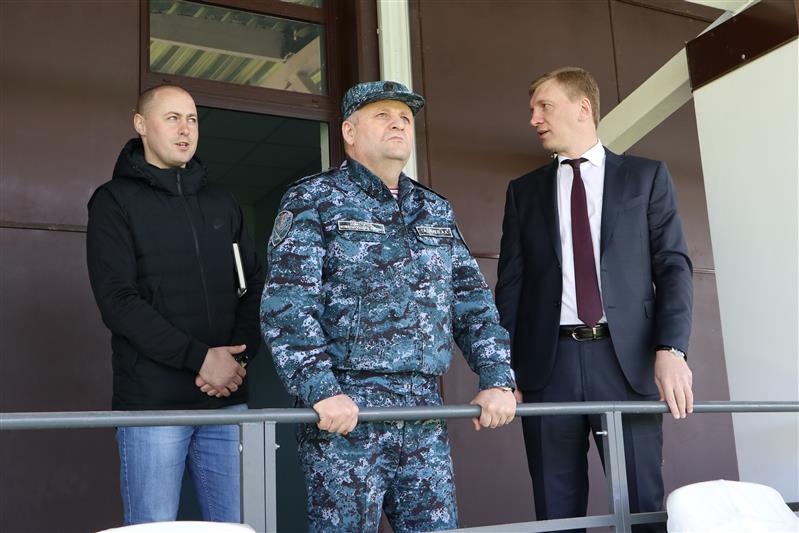 Заместитель командующего Северо-Кавказским округом Росгвардии проверил готовность подчиненных к обеспечению безопасности на стадионе «Ессентуки-Арена»