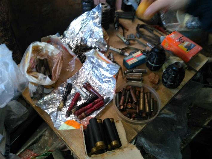 Сотрудники ОМОН «Легион» Управления Росгвардии по Липецкой области обследовали взрывоопасные предметы