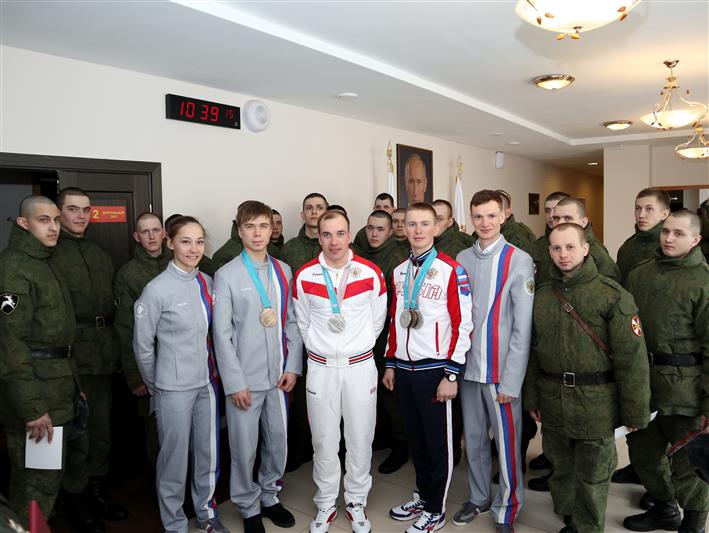 Спортсмены-олимпийцы встретились с военнослужащими Приволжского округа Росгвардии