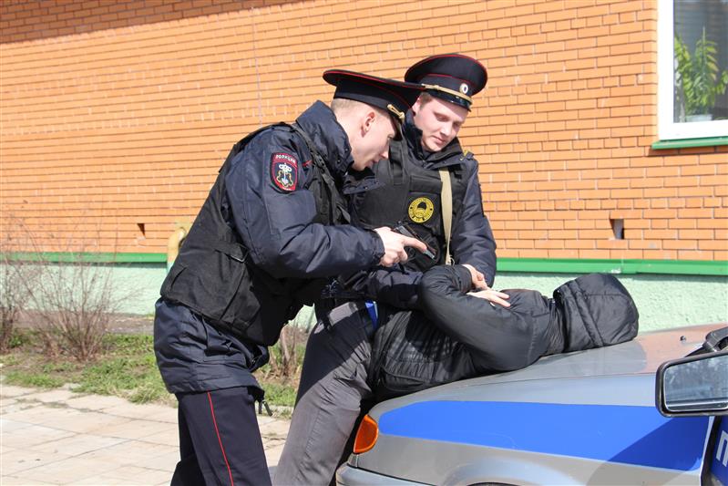 Сотрудниками вневедомственной охраны в Московской и Белгородской областях задержаны граждане, подозреваемые в совершении преступлений