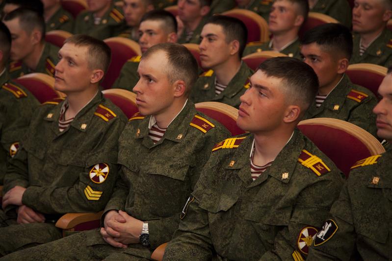 В дивизии им. Ф.Э. Дзержинского состоялся тематический вечер, посвящённый Герою России генерал-полковнику Анатолию Романову