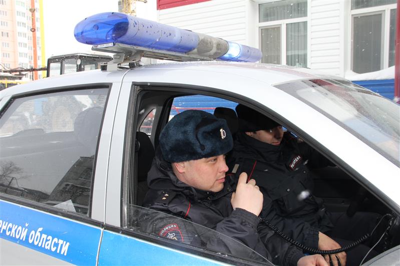 В Тюмени сотрудники Росгвардии за один день задержали наркокурьера и двух граждан с синтетическими наркотиками