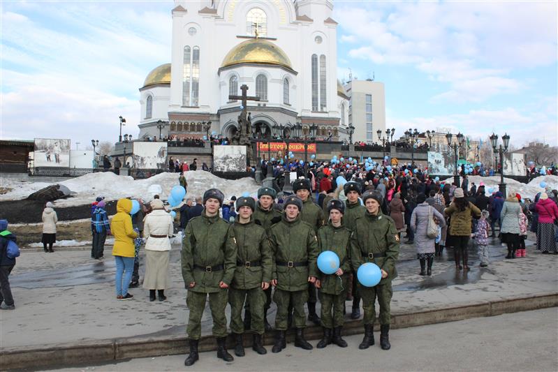В Уральском округе военнослужащие и сотрудники Росгвардии приняли участие в Пасхальных мероприятиях и обеспечили безопасность их проведения