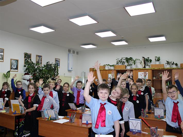 Новосибирские школьники отправили письма росгвардейцам, исполняющим служебный долг на Северном Кавказе