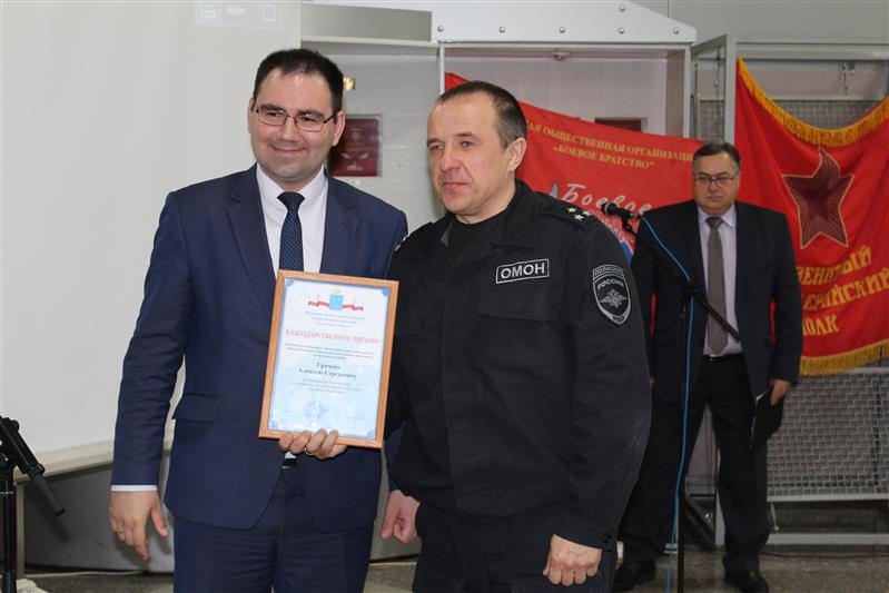 Правительство Саратовской области высоко оценило вклад Росгвардейцев в патриотическое воспитание молодежи