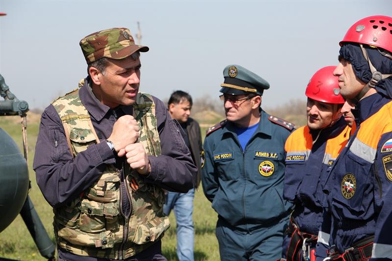 В Дагестане сотрудники Росгвардии и спасатели МЧС провели совместное учение (фото, видео)